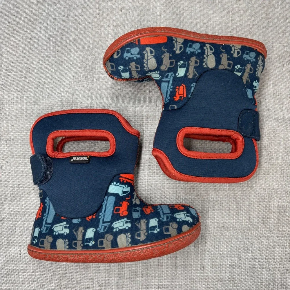 Bogs Baby  Waterproof Insulated Winter Boots Navy Blue Red Trucks Kids Size 8